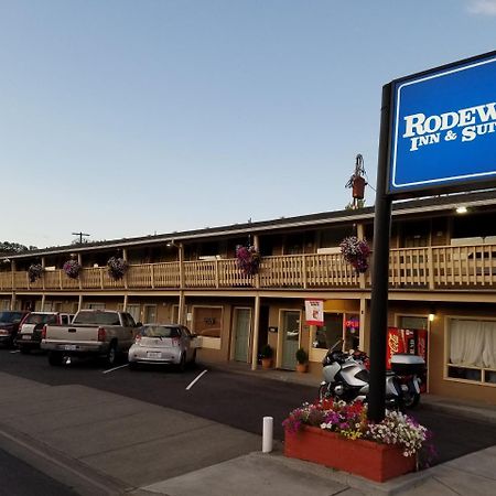Rodeway Inn & Suites Pendleton Kültér fotó